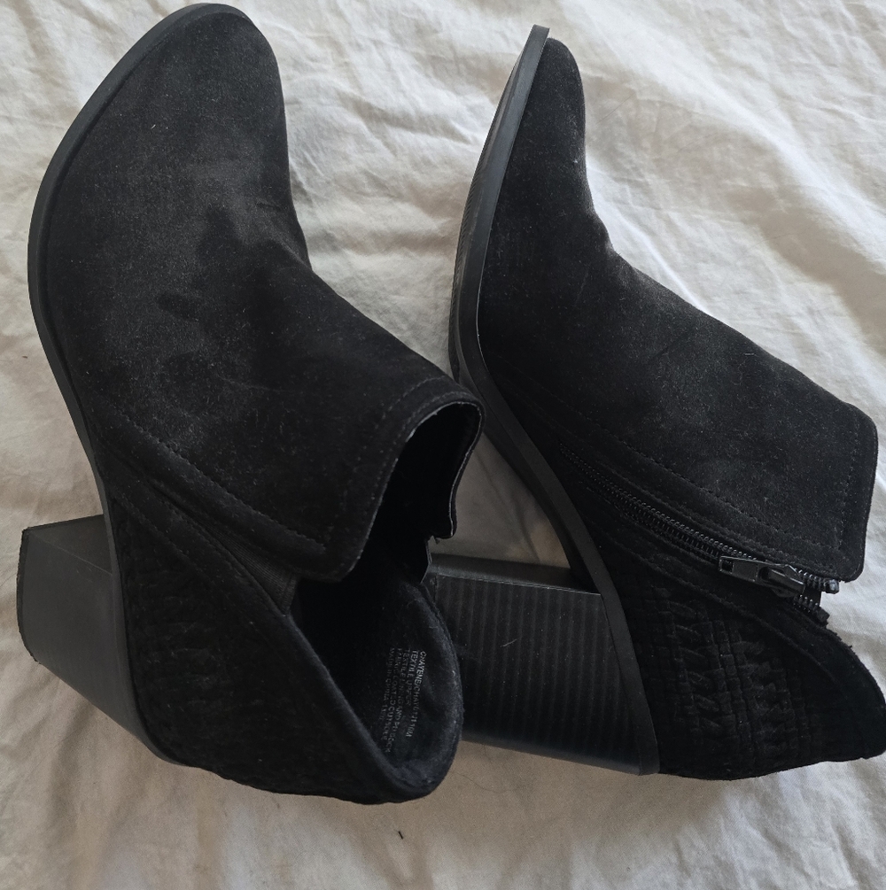 Madden Girl BLACK Ankle Booties - Picture 2 of 4